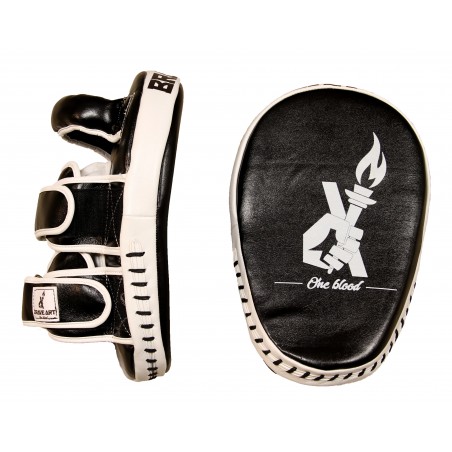 Grandes Pattes d'ours en cuir Brave Art 