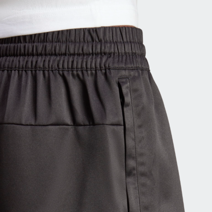Short Adidas Xpress IB8396 – Satin Recyclé & Style Décontracté
