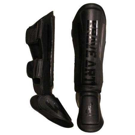 Protège-Tibias et Pieds PU Classic One Brave Art Noir Ton sur Ton - PTPUFB