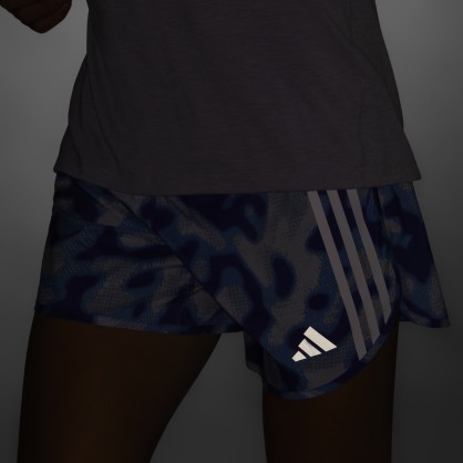 Short Own the Run adidas – Imprimé intégral, AEROREADY, détails réfléchissants et confort de course