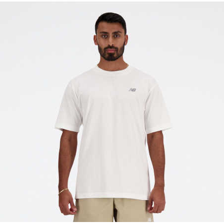 New Balance Sport Essentials T-Shirt aus Baumwolle mit Grafikdruck – MT41509 WT