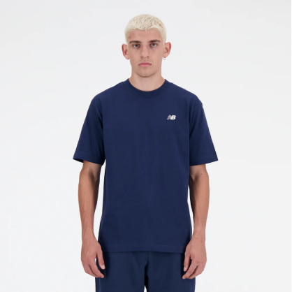 New Balance MT41509 NNY Tee – Soft Cotton & Urban Simplicity | OfficialStore.ch