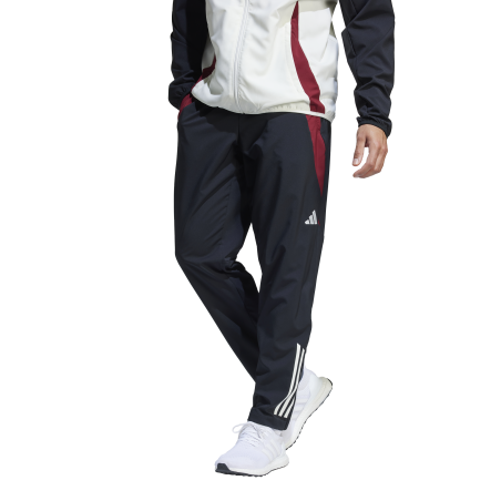 Manchester United Präsentationshose von Adidas – JE3738