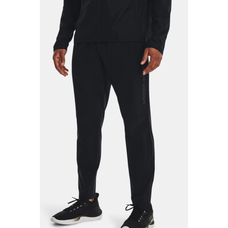 Men’s UA Launch Pants – Lightweight, Water-Repellent & Stretchy