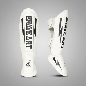 Protège-Tibias Classic One Brave Art – Blanc & Noir PU