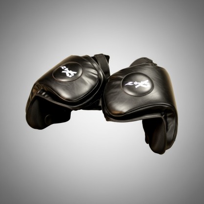 Protège-Cuisses en Cuir Brave Art : Performance et Sécurité Maximales