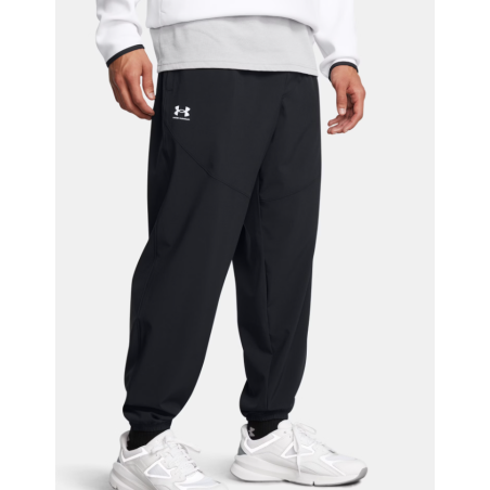 Jogging UA Vibe Tissé Homme 1386557 | Déperlant, Stretch & Coupe Fuselée