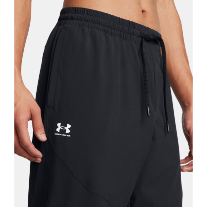 Jogging UA Vibe Tissé Homme 1386557 | Déperlant, Stretch & Coupe Fuselée