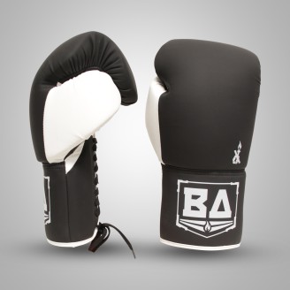 Gants de Boxe de Compétition Brave Art | Cuir à lacets Noir & Blanc