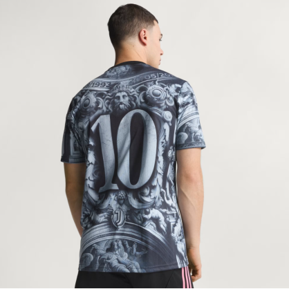 Maillot d’Avant-Match Juventus 25/26 | Coupe Slim, AEROREADY & Hommage Del Piero