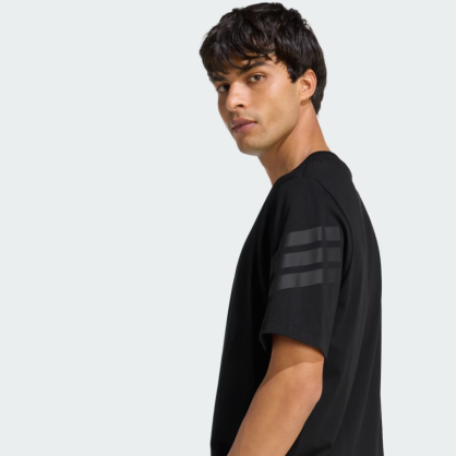 Mercedes-AMG Petronas F1 Night Tee adidas T-Shirt – Regular Fit