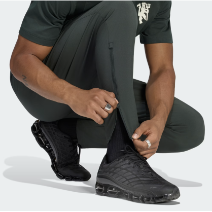 Pantalon technique Manchester United Tiro adidas | Official